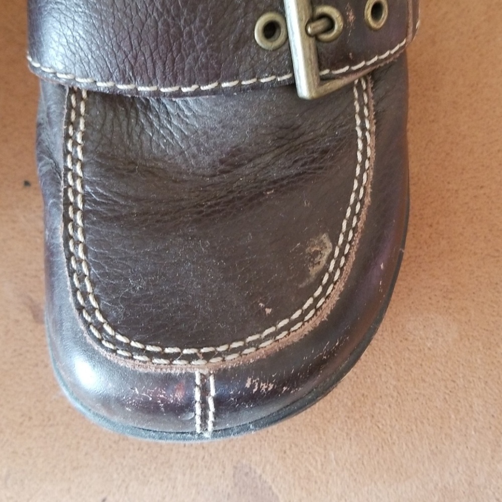 Clogs - Picture 3 of 3